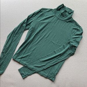 Babaton Everyday Mockneck Longsleeve - Sz XS